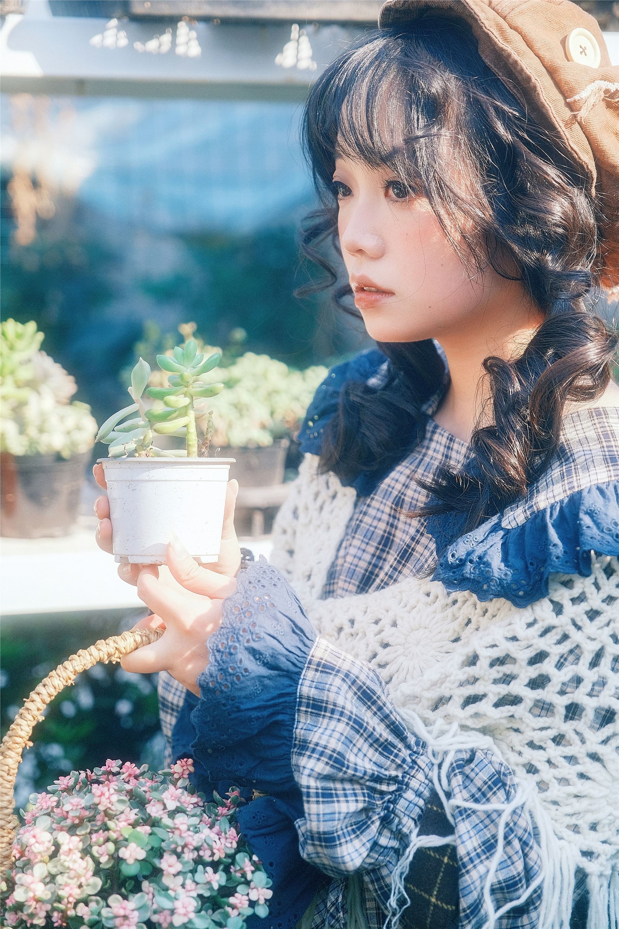 YITUYU 艺图语 2025.03.12 秋天才刚有风景 贝贝不睡觉